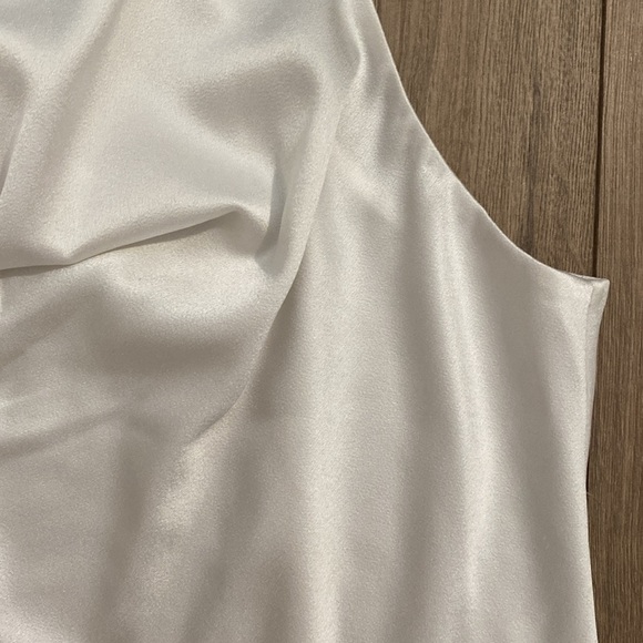 Elegant White Halter Top - Picture 7 of 10